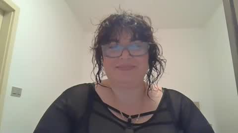 echo_dust online show from 04-18-26, 07:51