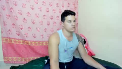 Snapshot of eclipseandflame chatting on 10-26-25, 03:45 online show from 10-26-25, 03:45