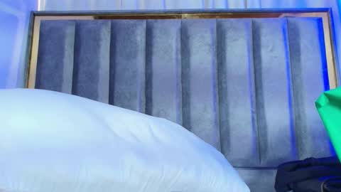 Edda online show from 11-20-25, 01:22