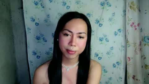 eddfox001 online show from 04-26-26, 02:37