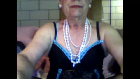 eddie595959 online show from 04-01-26, 09:54