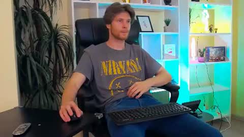 Snapshot of eddie_baker chatting on 07-20-26, 11:07 eddie_baker online show from 07-20-26, 11:07