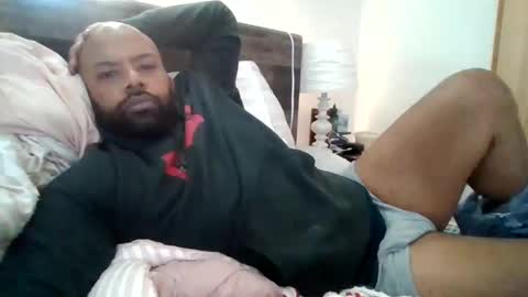 Snapshot of eddiejonez chatting on 12-13-24, 03:00 eddiejonez online show from 12-13-24, 03:00