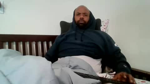 Snapshot of eddiejonez chatting on 02-14-25, 02:12 eddiejonez online show from 02-14-25, 02:12