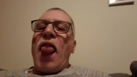 eddy0763 online show from 04-20-26, 09:27