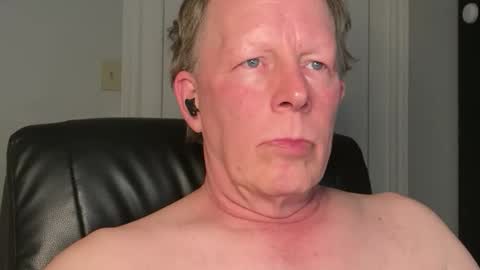 Eddy online show from 04-27-26, 01:47