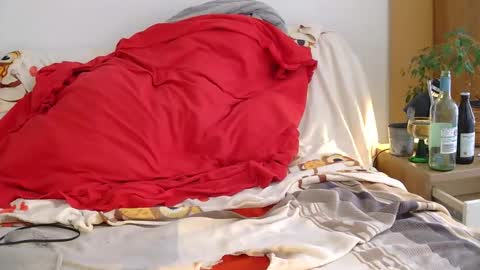 edelholz87 online show from 04-08-26, 03:23