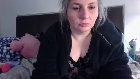 EdenArcadia online show from 04-23-26, 02:35