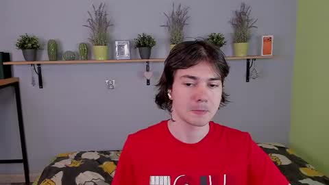 Snapshot of edgar_ray chatting on 07-15-26, 12:38 Edgar online show from 07-15-26, 12:38