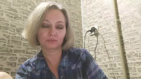 edithmanning online show from 01-20-25, 01:42