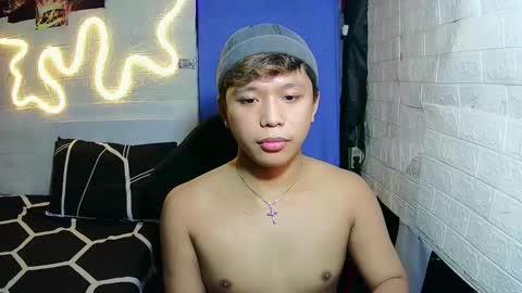 urasian chub online show from 12-16-25, 04:56