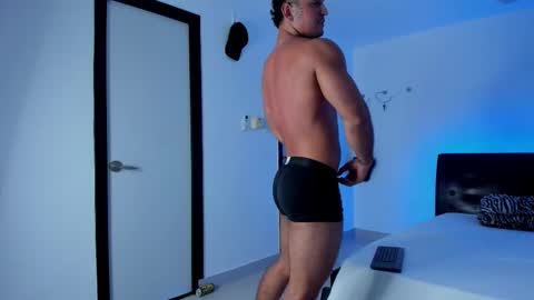 Eduar Wild online show from 03-05-26, 01:01