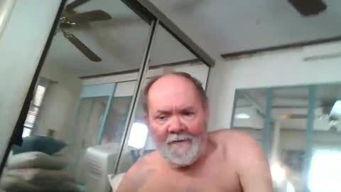 Eddie online show from 02-26-25, 04:24