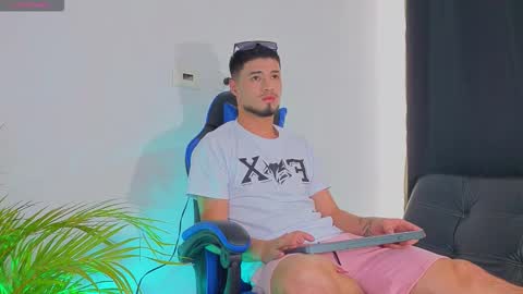 Edward Ross online show from 11-02-25, 08:33