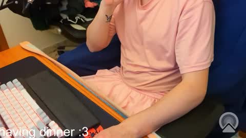 Alex online show from 02-07-26, 10:13