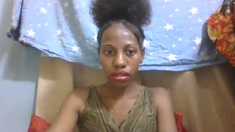 edwige770943 online show from 04-13-26, 07:14