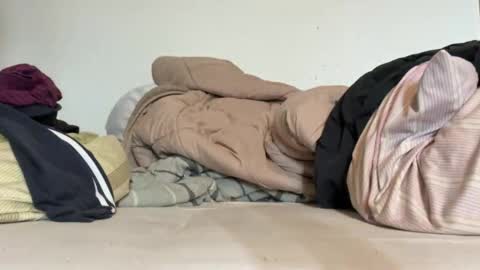 Eeloxx online show from 04-05-26, 12:13