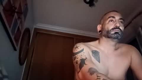 Snapshot of eemmee708927 chatting on 11-18-25, 12:38 eemmee708927 online show from 11-18-25, 12:38