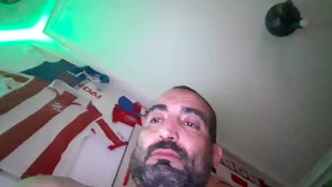 Snapshot of eemmee708927 chatting on 07-04-26, 10:32 eemmee708927 online show from 07-04-26, 10:32