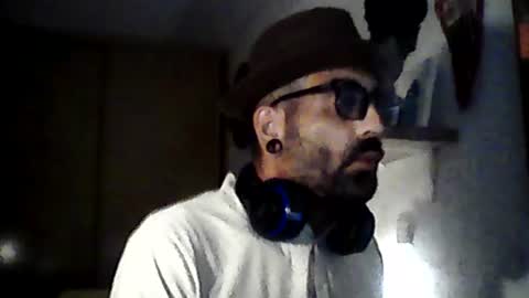 Snapshot of eemmee708927 chatting on 07-06-26, 12:02 eemmee708927 online show from 07-06-26, 12:02