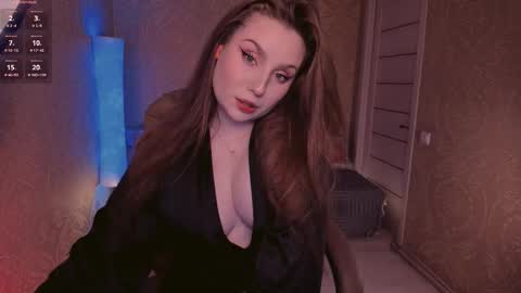 Snapshot of eesmaaarr chatting on 10-31-25, 11:28 eesmaaarr online show from 10-31-25, 11:28