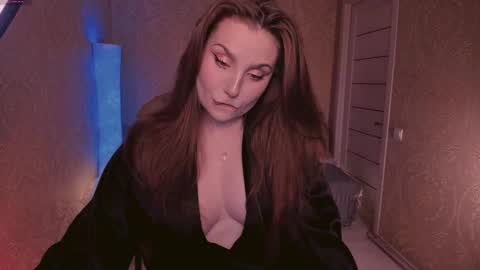 Snapshot of eesmaaarr chatting on 11-03-25, 10:21 eesmaaarr online show from 11-03-25, 10:21