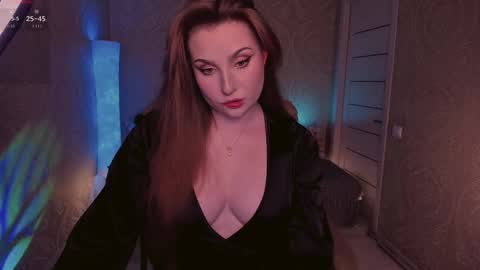 Snapshot of eesmaaarr chatting on 11-12-25, 11:58 eesmaaarr online show from 11-12-25, 11:58