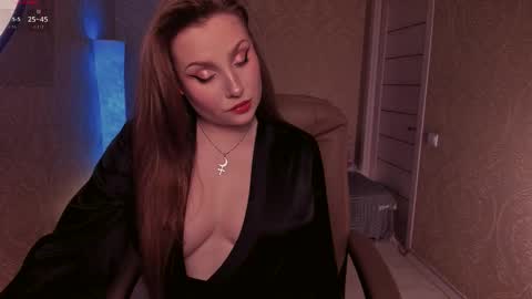 eesmaaarr online show from 12-19-25, 11:45