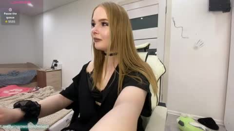 Lili online show from 05-31-26, 11:06