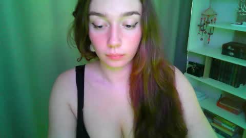 effie_balconii online show from 09-29-25, 11:48