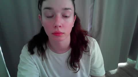 effie_balconii online show from 04-02-26, 10:46