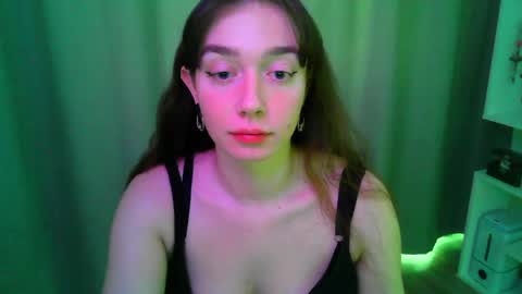 effie_balconii online show from 04-27-26, 12:14
