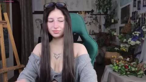 effiemeowley online show from 04-24-26, 08:06