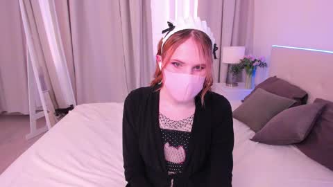 Effie Mur online show from 09-29-25, 10:20