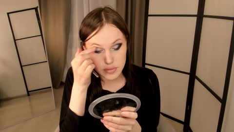 Effie Mur online show from 02-21-26, 09:05