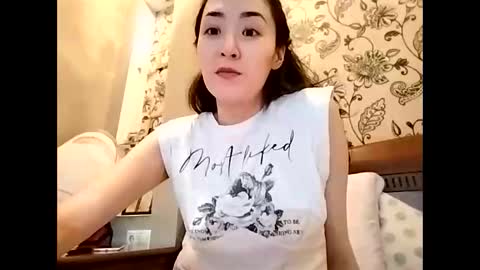 Effy online show from 01-18-26, 03:49