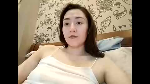 Effy online show from 04-22-26, 05:03