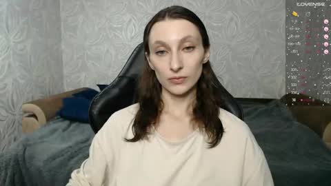 Snapshot of effy_gray chatting on 07-15-26, 09:09 Anna online show from 07-15-26, 09:09