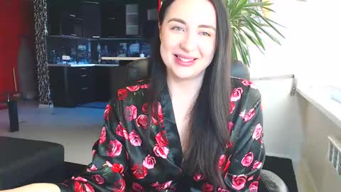 Effy online show from 03-06-25, 11:47