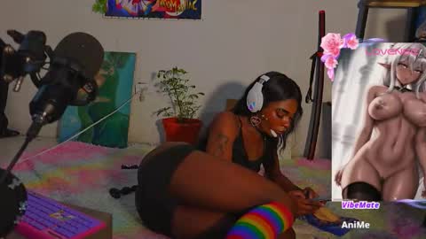 effy_marinn online show from 11-19-25, 01:22