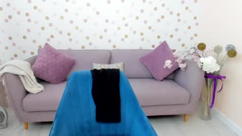 Effy online show from 02-20-25, 07:01