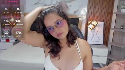  E F F Y  online show from 09-26-25, 07:18