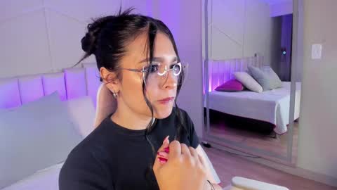 Snapshot of eimmy_bm chatting on 09-09-25, 05:01 eimmy_bm online show from 09-09-25, 05:01