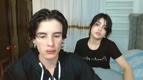 Snapshot of eimy_andres chatting on 11-16-25, 10:43 eimy_andres online show from 11-16-25, 10:43