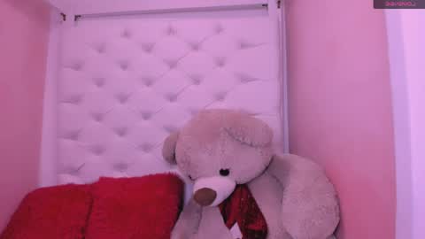 eimy online show from 04-26-26, 01:20