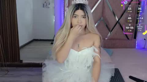 eimyaniston cute online show from 10-31-25, 11:44