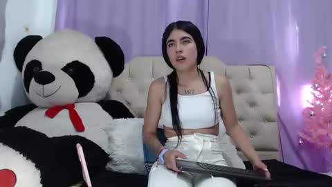 eimyy_rouse online show from 12-21-25, 08:27