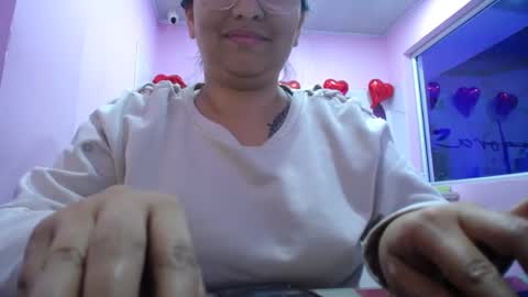 Snapshot of eireneninon chatting on 12-04-24, 12:41 Eirene online show from 12-04-24, 12:41