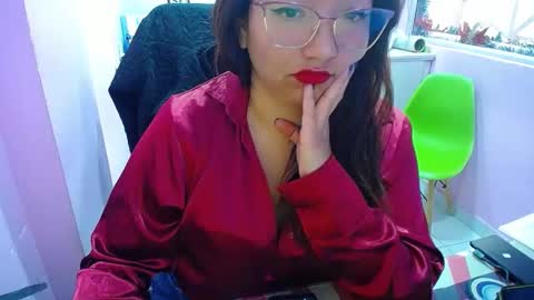 Snapshot of eireneninon chatting on 01-03-25, 08:01 Eirene online show from 01-03-25, 08:01
