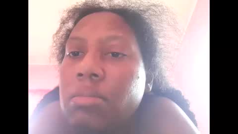 Eirondra Valeen online show from 11-09-25, 01:09